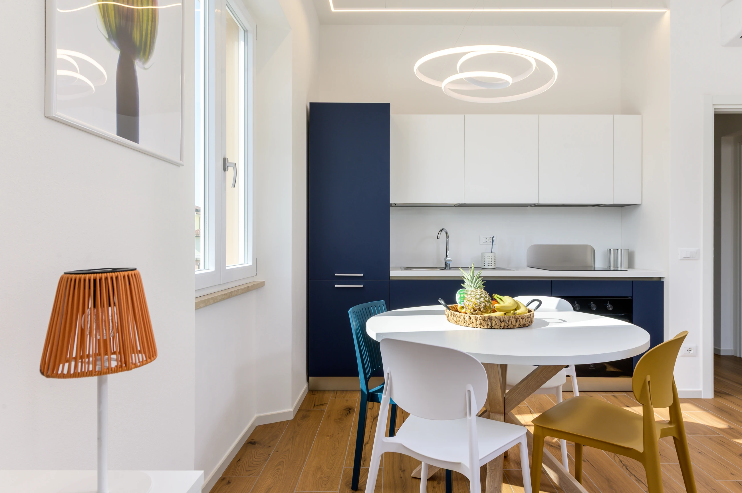 Casa MM — La cucina e lo spazio pranzo